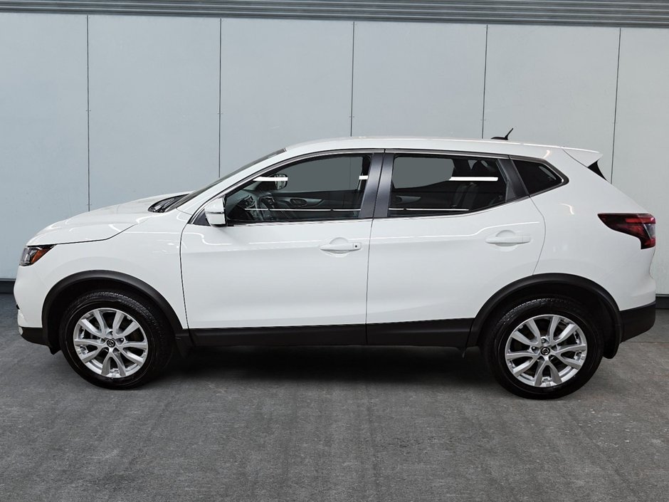 2023 Nissan Qashqai S AWD //-4
