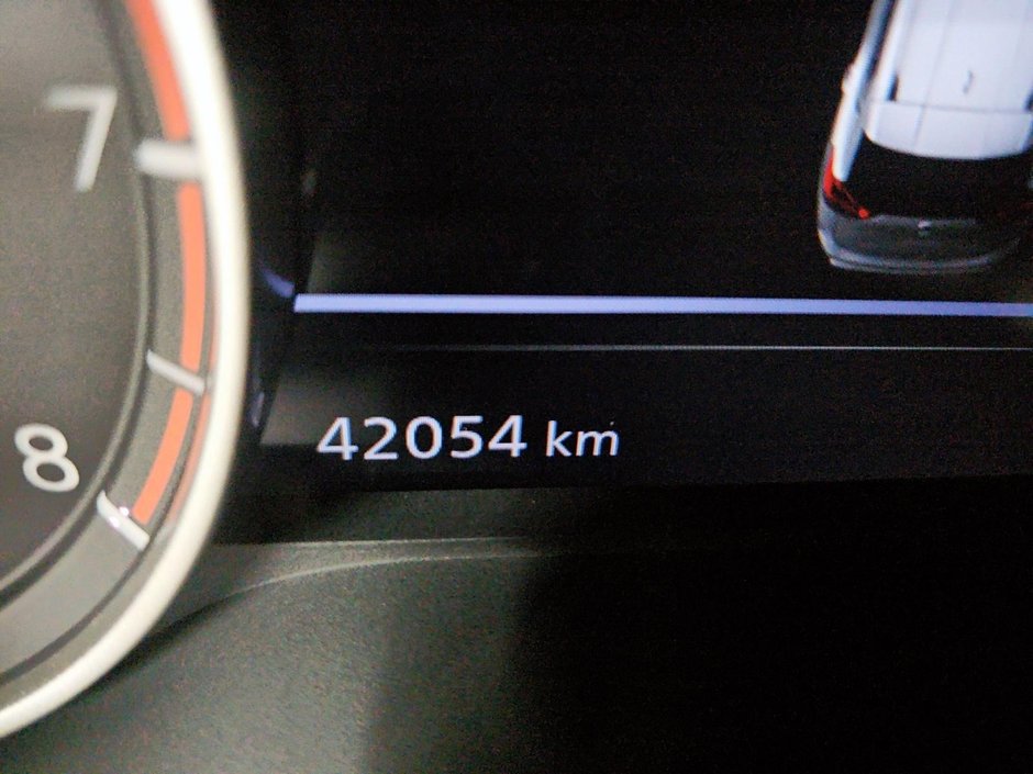 Nissan Rogue SV // AWD // CVT 2024-12