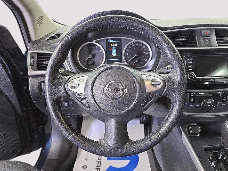 Nissan Sentra SV // TOIT // SIÈGES CHAUFFANTS 2018-11