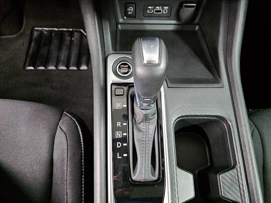 Nissan Sentra SV // CVT // ÉCONOMIQUE 2024-14