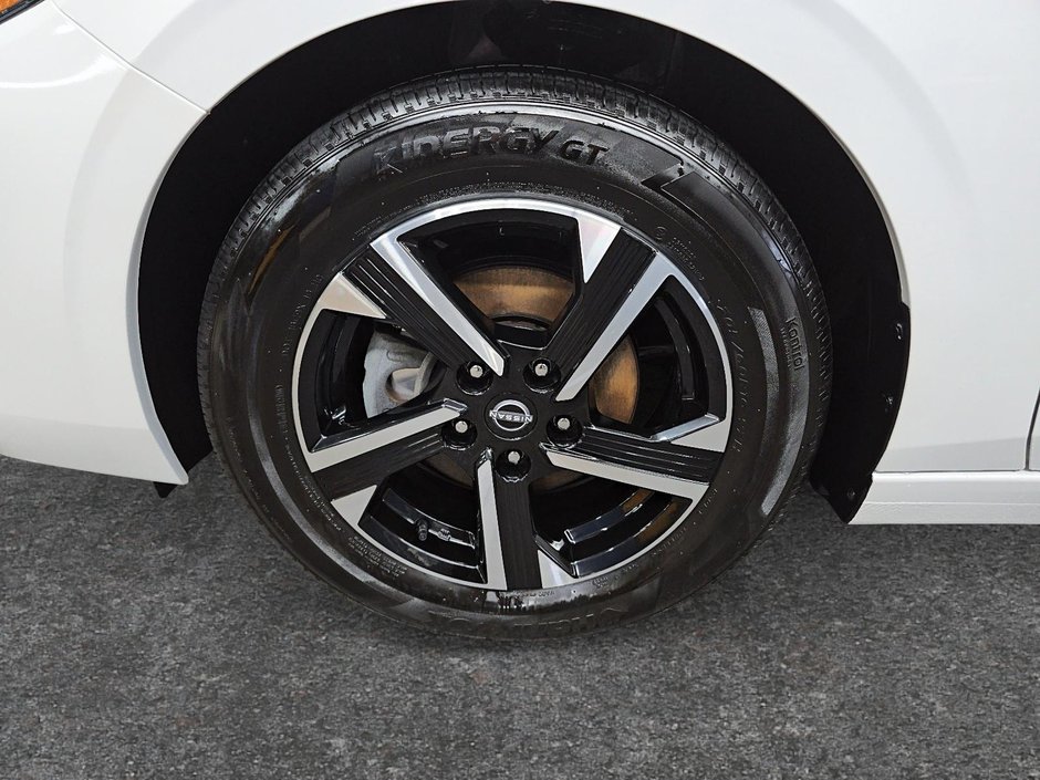 Nissan Sentra SV // CVT // ÉCONOMIQUE 2024-6