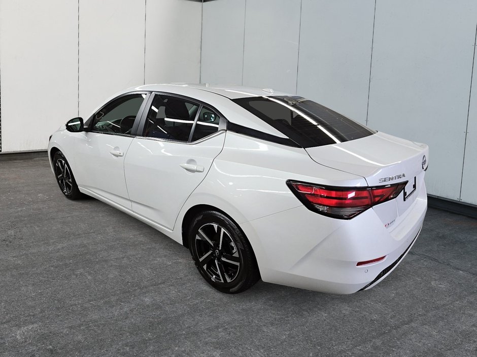 Nissan Sentra SV // CVT // ÉCONOMIQUE 2024-3