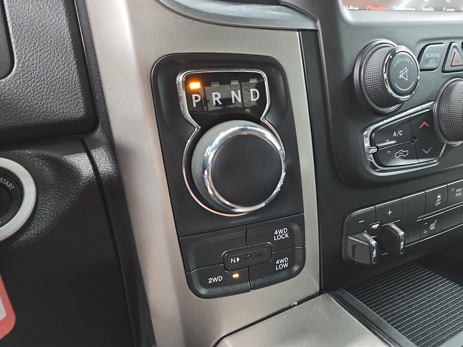Ram 1500 Classic WARLOCK 4X4 CREW CAB // V8 // TOUT ÉQUIPÉ 2019-14