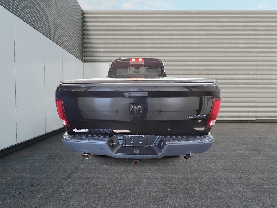 Ram 1500 Classic WARLOCK 4X4 CREW CAB // V8 // TOUT ÉQUIPÉ 2019-2