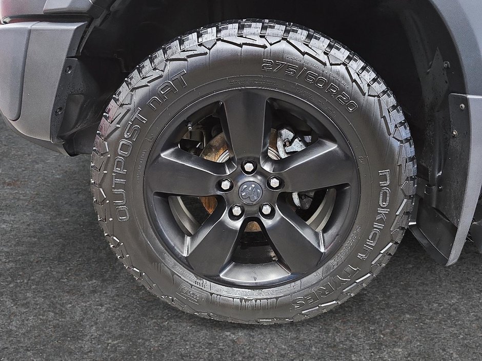 Ram 1500 Classic WARLOCK 4X4 CREW CAB // V8 // TOUT ÉQUIPÉ 2019-6