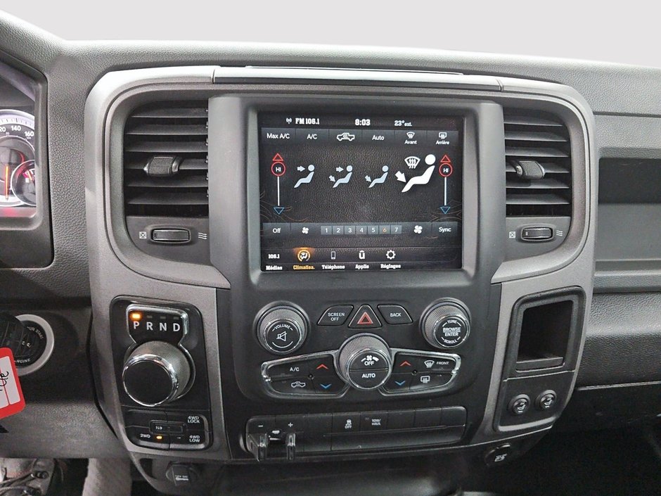 Ram 1500 Classic EXPRESS // RAM 1500 // CREW CAB 2020-17