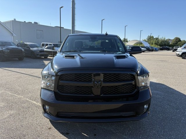 Ram 1500 Classic Express 2022-1