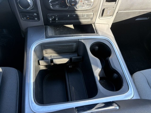 Ram 1500 Classic Express 2022-14