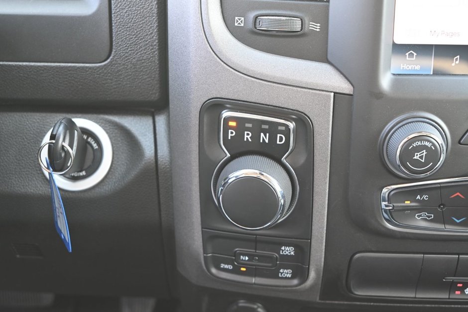 2023 Ram 1500 Classic EXPRESS-15