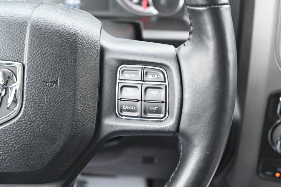 2023 Ram 1500 Classic EXPRESS-11