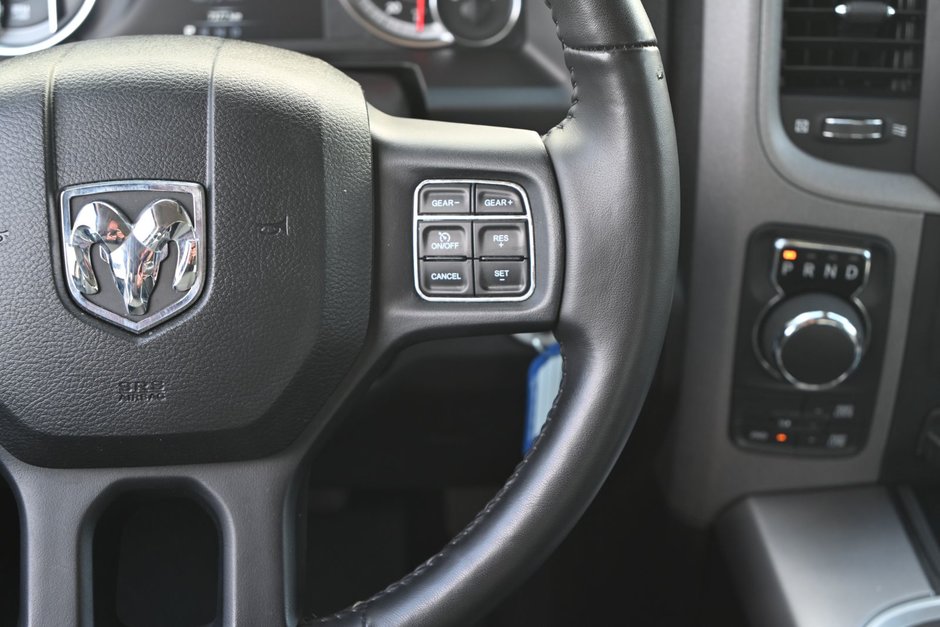 2023 Ram 1500 Classic EXPRESS-12