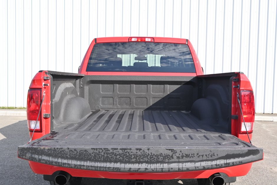 2023 Ram 1500 Classic EXPRESS-5