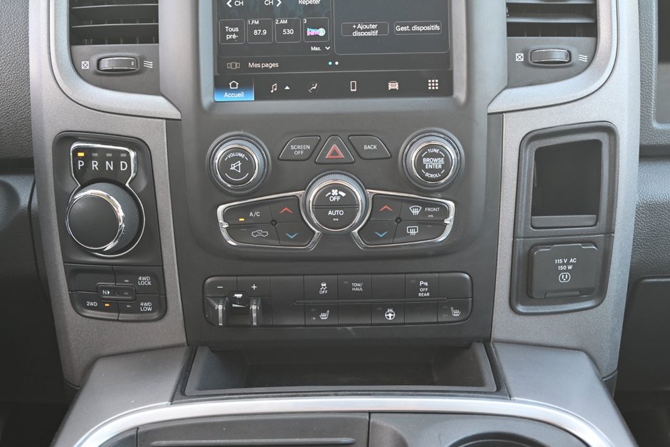 2023 Ram 1500 Classic EXPRESS-15