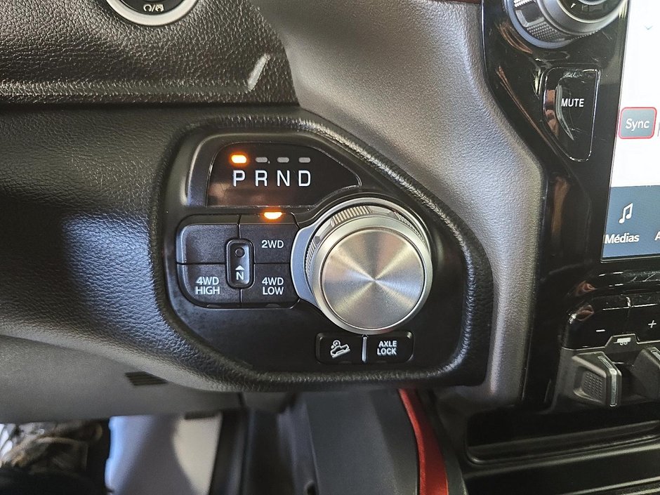 Ram 1500 REBEL 4X4 CREW CAB // DIESEL // NIVEAU 2 2022-14