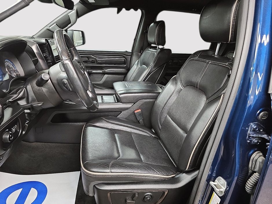 2022 Ram 1500 LIMITED 4X4 CREW CAB // DIESEL // 3.92-8