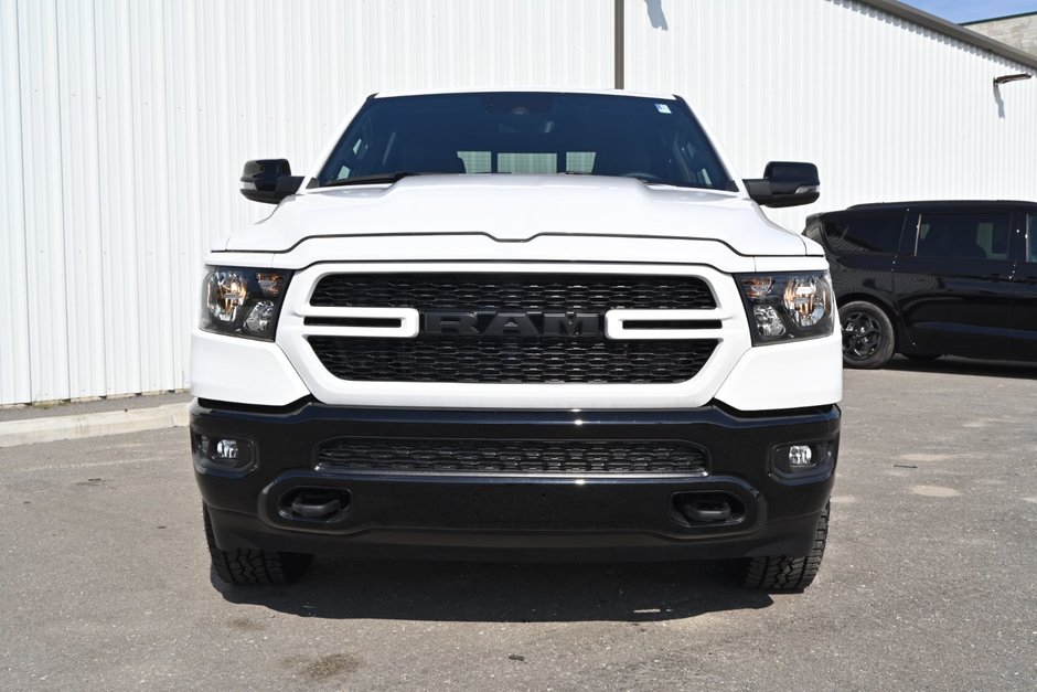 2023 Ram 1500 BIG HORN-1