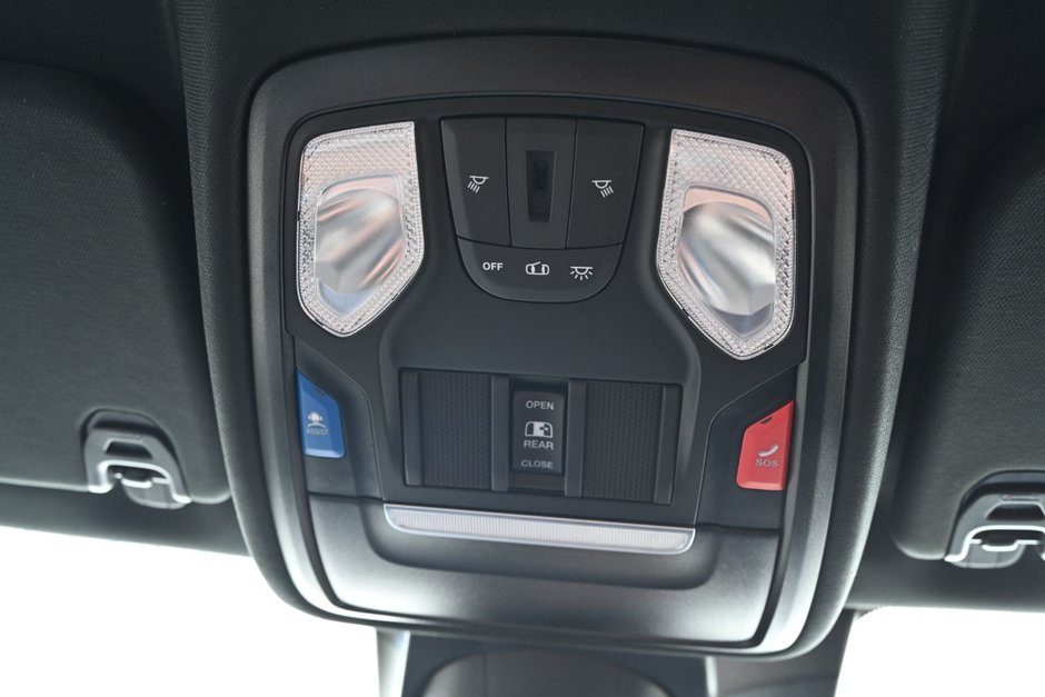 2023 Ram 1500 BIG HORN-16