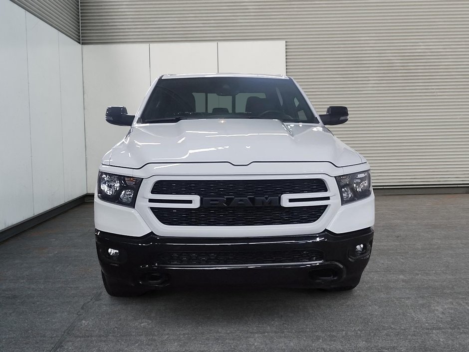 Ram 1500 BIG HORN 4X4 CREW CAB // V8 // BACK COUNTRY 2023-1