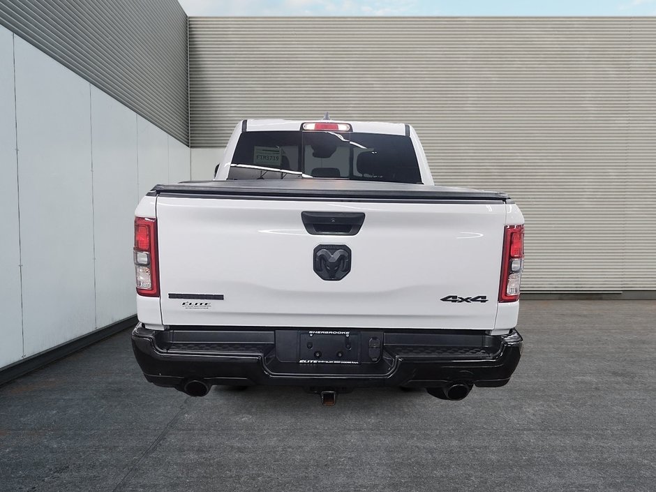 Ram 1500 BIG HORN 4X4 CREW CAB // V8 // BACK COUNTRY 2023-2