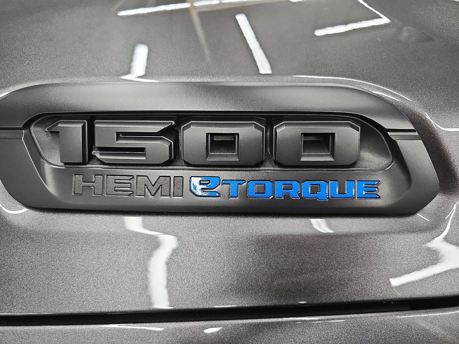 Ram 1500 BIG HORN 4X4 CREW CAB // V8 // TOUT-TERRAIN 2023-5