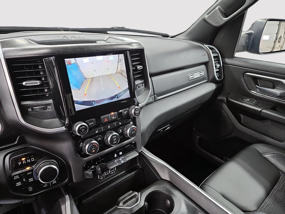 Ram 1500 BIG HORN 4X4 CREW CAB // V8 // TOUT-TERRAIN 2023-18