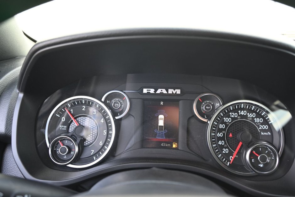 2025 Ram 1500 TRADESMAN-18