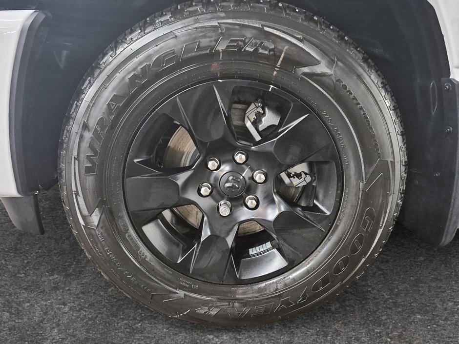 2025 Ram 1500 TRADESMAN-6