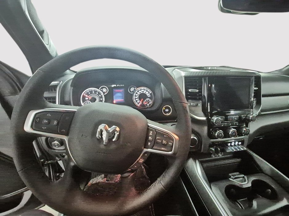 2025 Ram 1500 BIG HORN SPORT 4X4 CREW CAB-12