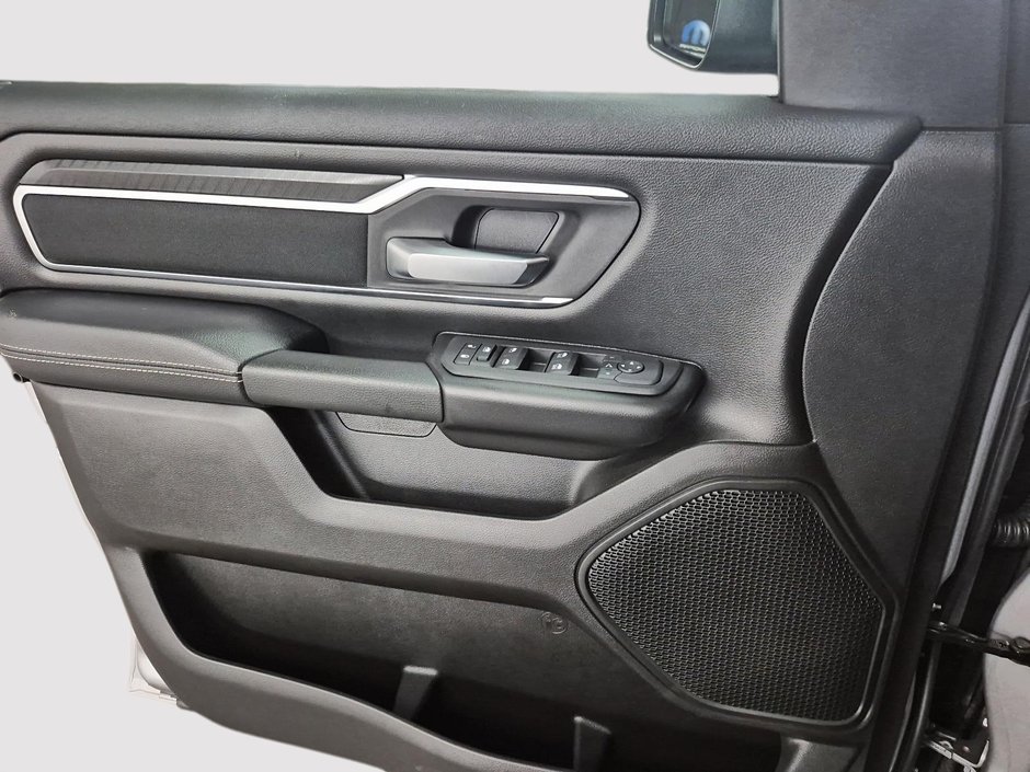 2025 Ram 1500 BIG HORN SPORT 4X4 CREW CAB-14