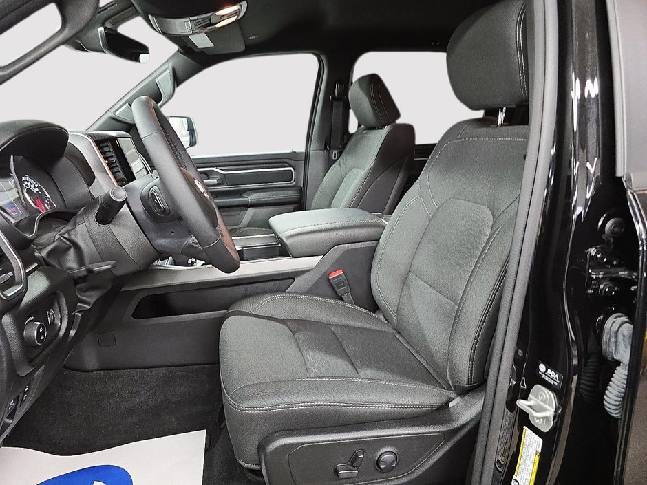 2025 Ram 1500 BIG HORN SPORT 4X4 CREW CAB-8