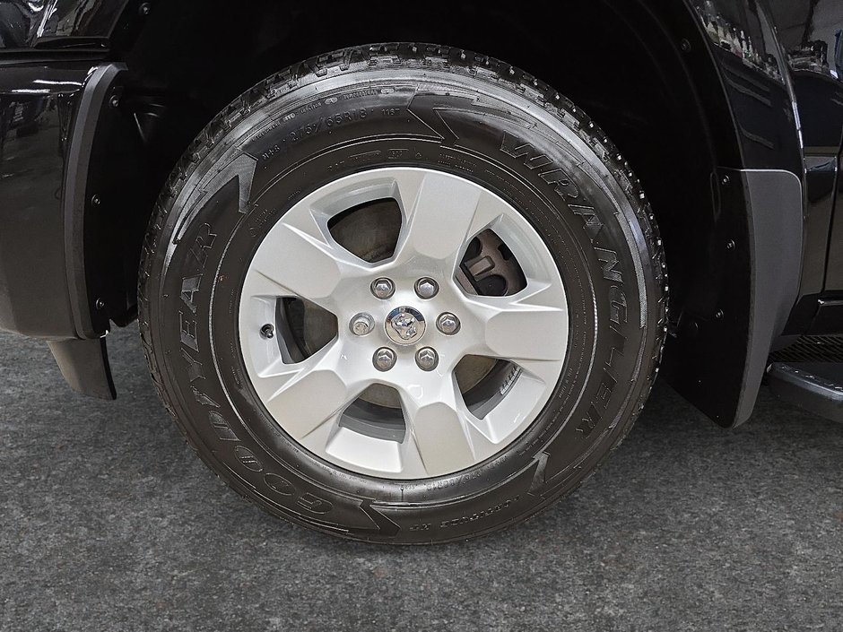 2025 Ram 1500 BIG HORN SPORT 4X4 CREW CAB-6