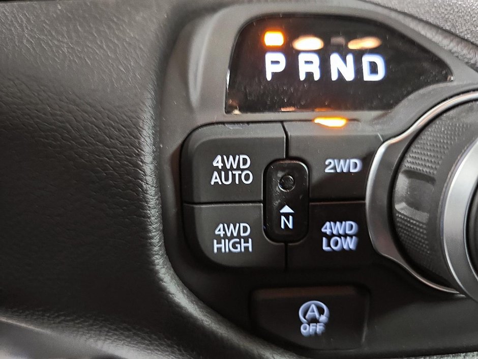 2025 Ram 1500 BIG HORN SPORT 4X4 CREW CAB-15