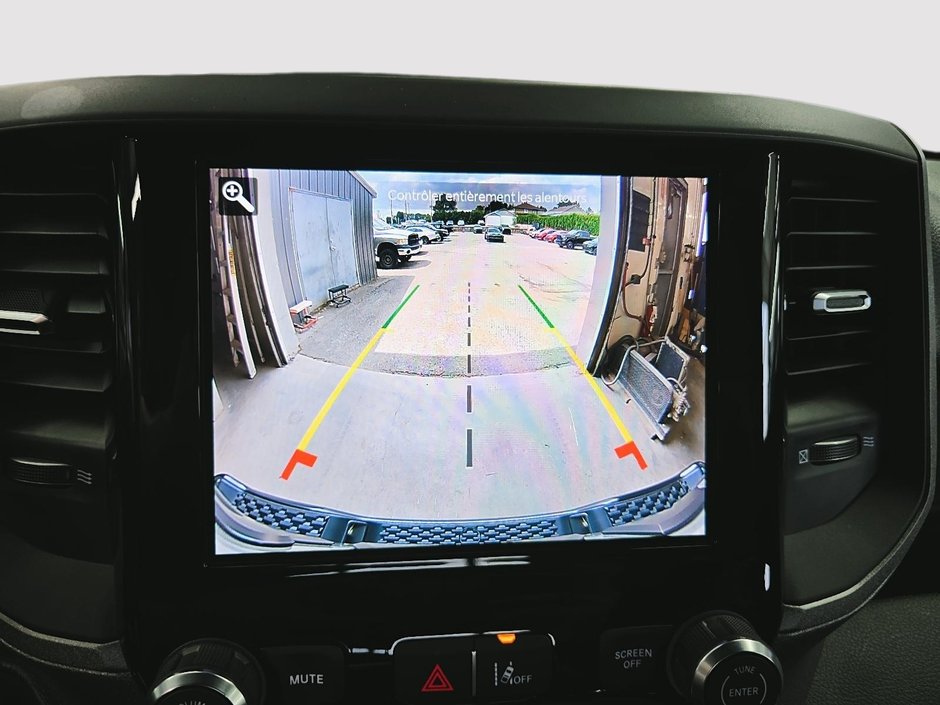 2025 Ram 1500 TRADESMAN 4X4 CREW CAB-16