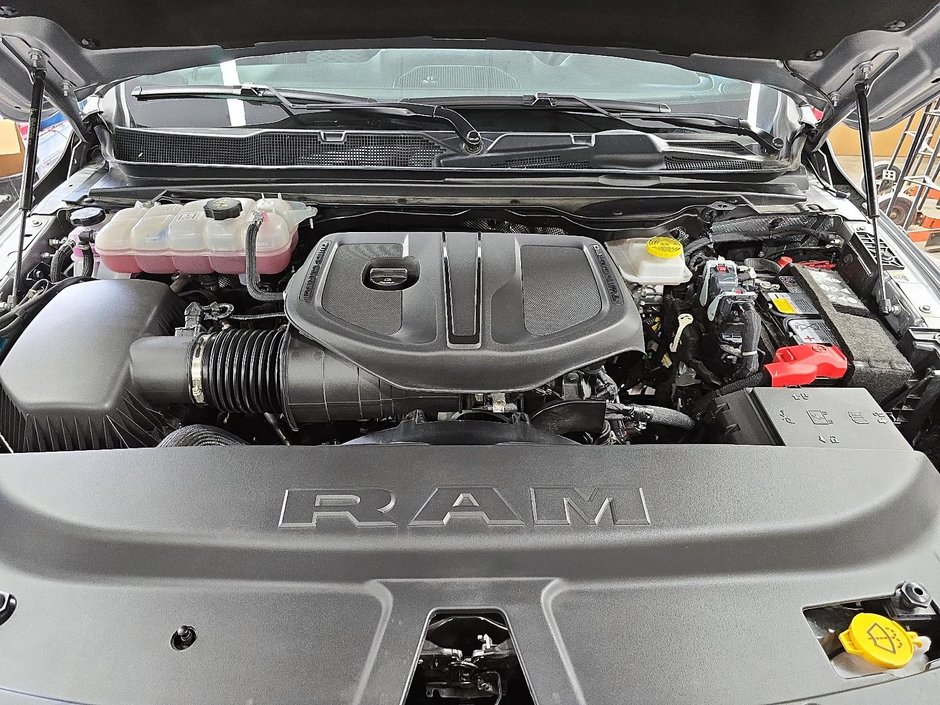 2025 Ram 1500 TRADESMAN 4X4 CREW CAB-7
