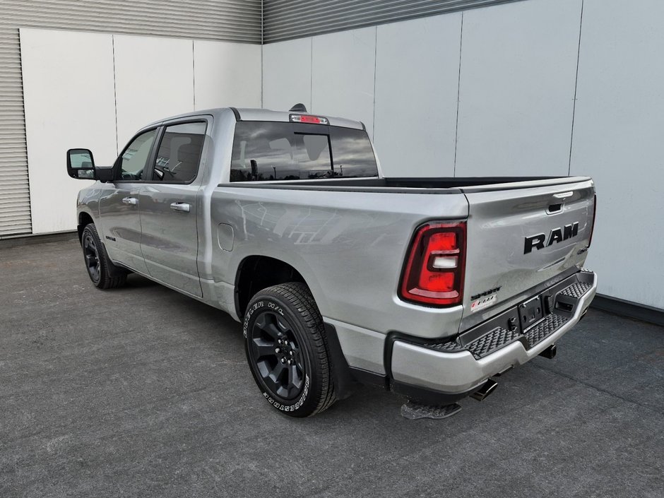 2025 Ram 1500 SPORT 4X4 CREW CAB // TOIT PANO-3