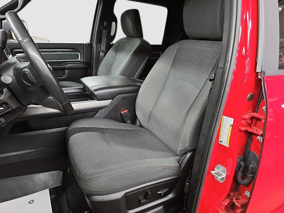 Ram 2500 BIG HORN / CUMMINS / 2500 2020-8