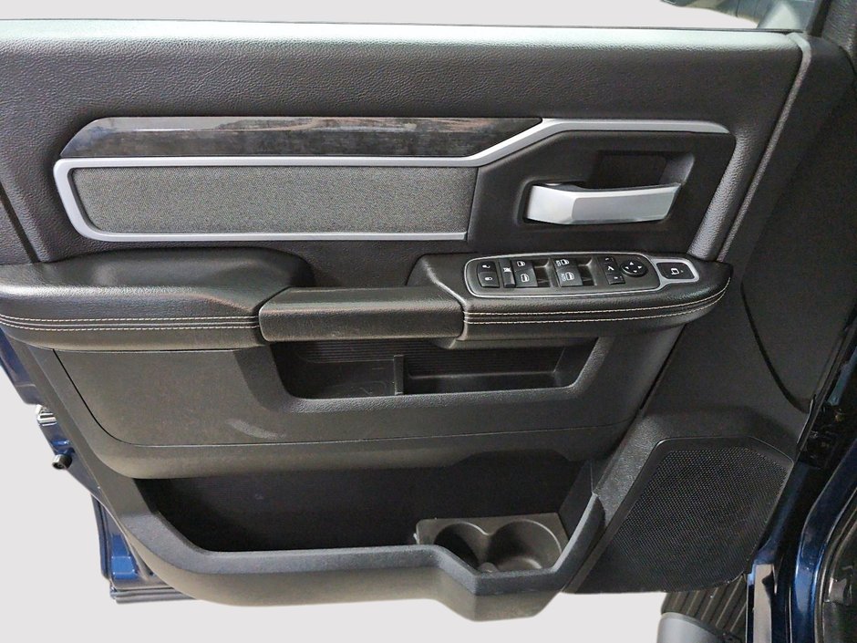 Ram 2500 BIG HORN // 2500 // RAM // HD 2021-10