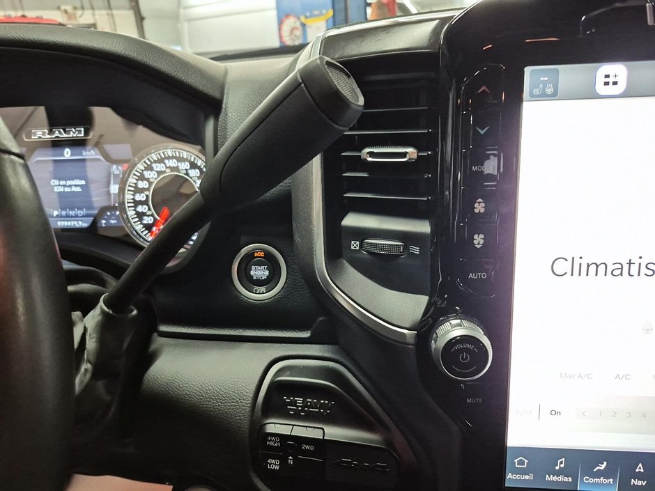 2024 Ram 2500 BIG HORN / 2500 / DIESEL / CUMMINS-14
