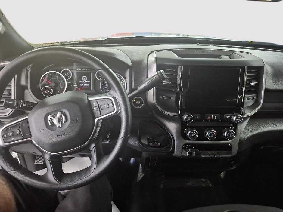 2025 Ram 2500 TRADESMAN 4X4 CREW CAB // DIESEL // 6,4 BOITE-13