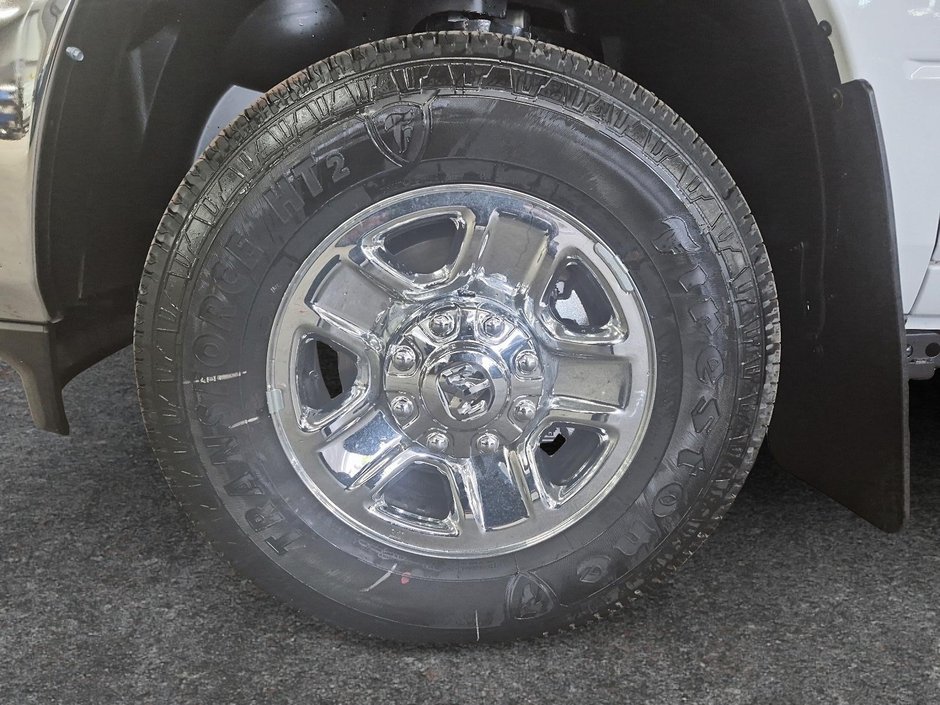 2025 Ram 2500 TRADESMAN 4X4 CREW CAB // DIESEL // 6,4 BOITE-8