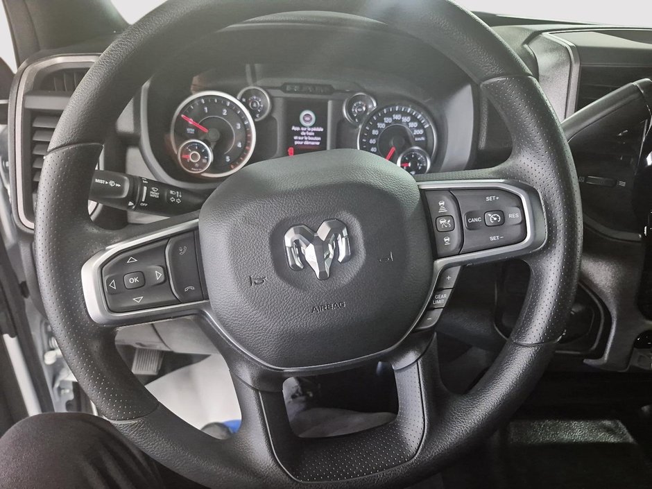 2025 Ram 2500 TRADESMAN 4X4 CREW CAB // DIESEL // 6,4 BOITE-18