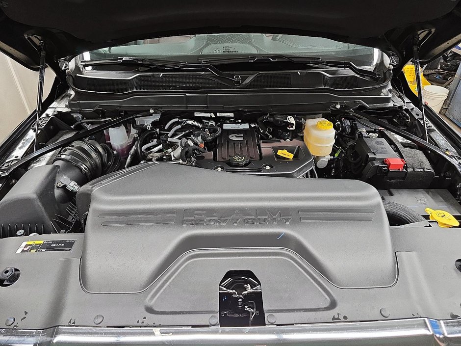 Ram 2500 LIMITED 4X4 CREW CAB // DIESEL 2025-7
