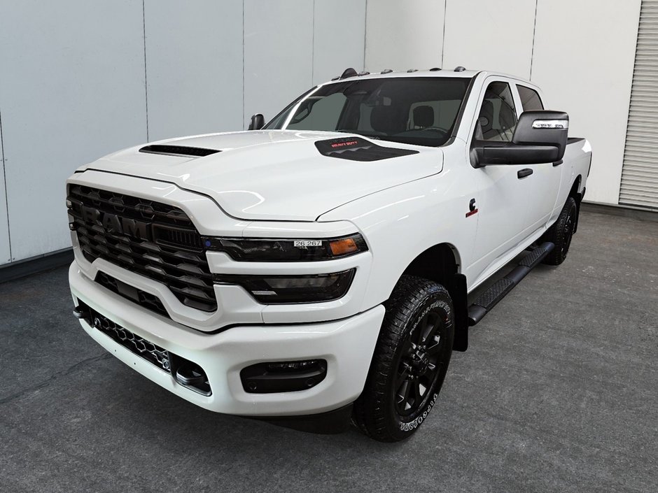 Ram 2500 BLACK EXPRESS 2026 à Sherbrooke, Québec