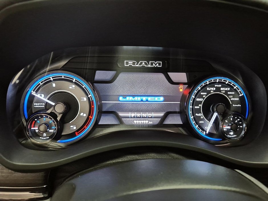 Ram 3500 RAM 3500 / LIMITED / 8 FOOT BOX 2022-13