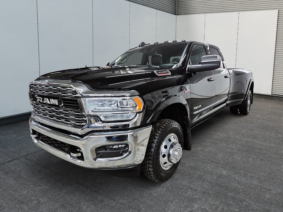 Ram 3500 RAM 3500 / LIMITED / 8 FOOT BOX 2022-0