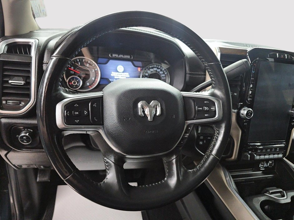 Ram 3500 LARAMIE // DIESEL // 3500 // BOÎTE DE 8 PIEDS 2023-11