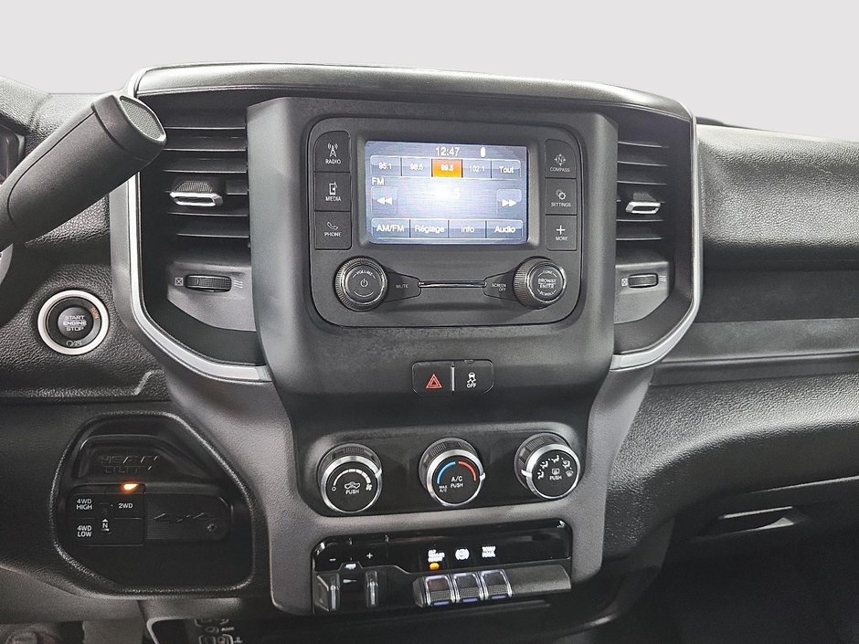 2024 Ram 3500 BIG HORN / 3500 / CUMMINS HO-18