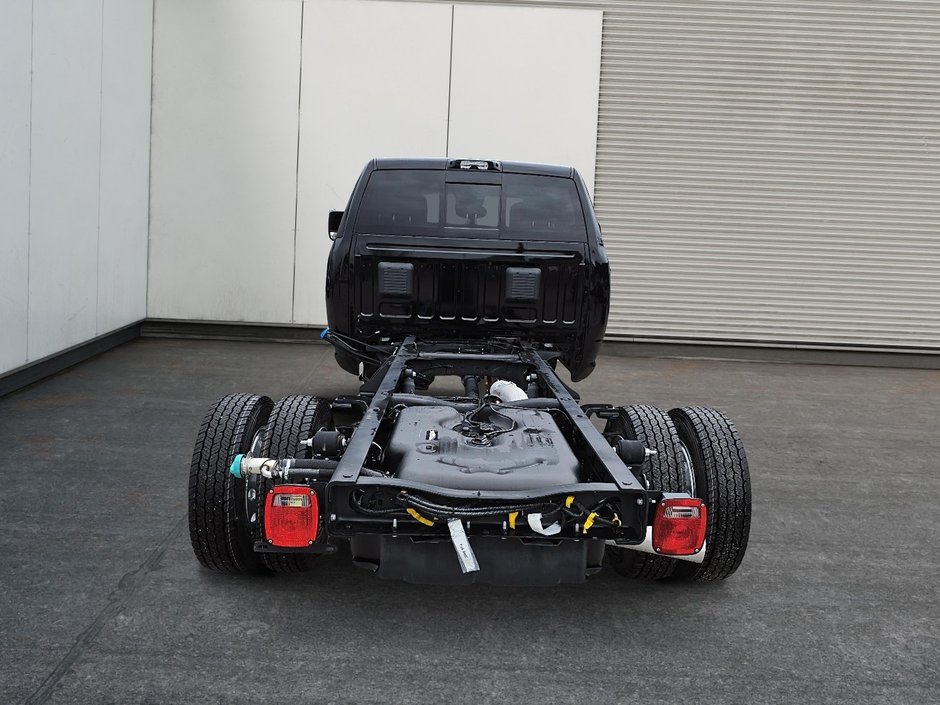2024 Ram 5500 Chassis LIMITED 4X4 CREW CAB // 60 CA // DIESEL-2