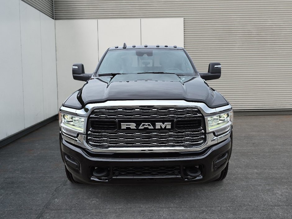 2024 Ram 5500 Chassis LIMITED 4X4 CREW CAB // 60 CA // DIESEL-1