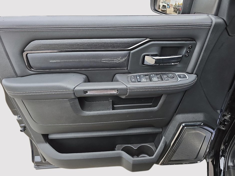 2024 Ram 5500 Chassis LIMITED 4X4 CREW CAB // 60 CA // DIESEL-10